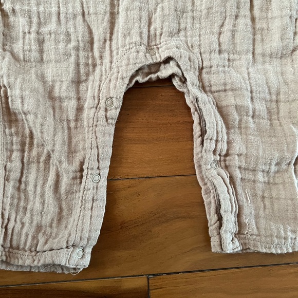 Angel Dear Muslin Romper - Picture 6 of 7